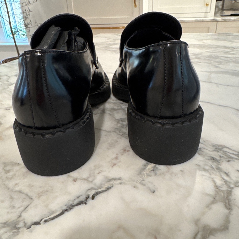 Prada Black Patent Leather Loafers with Metal Triangle Logo - Picture 5 of 9